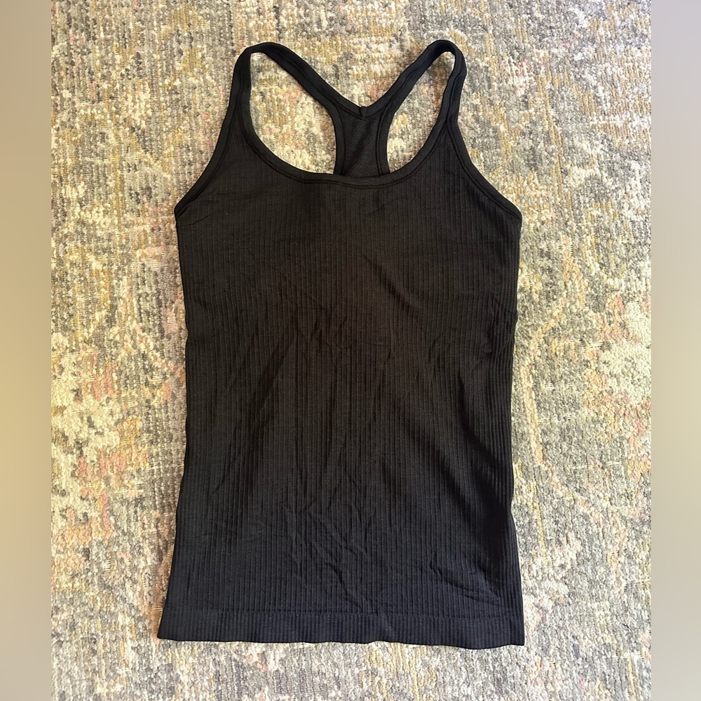 Lululemon Ebb to Street Racerback Tank Ribbed Black Size 6 Athleisure Gym Yoga - Picture 4 of 8